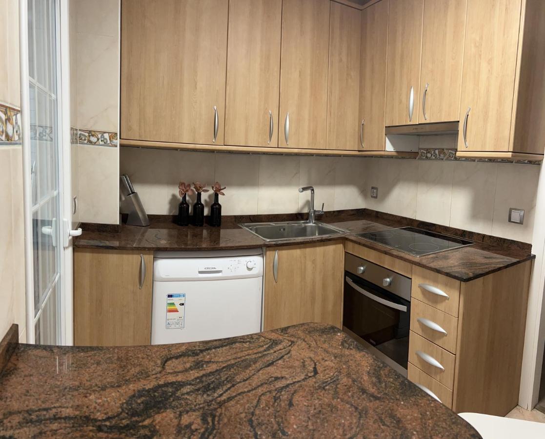 Lux Apartament 살루 외부 사진