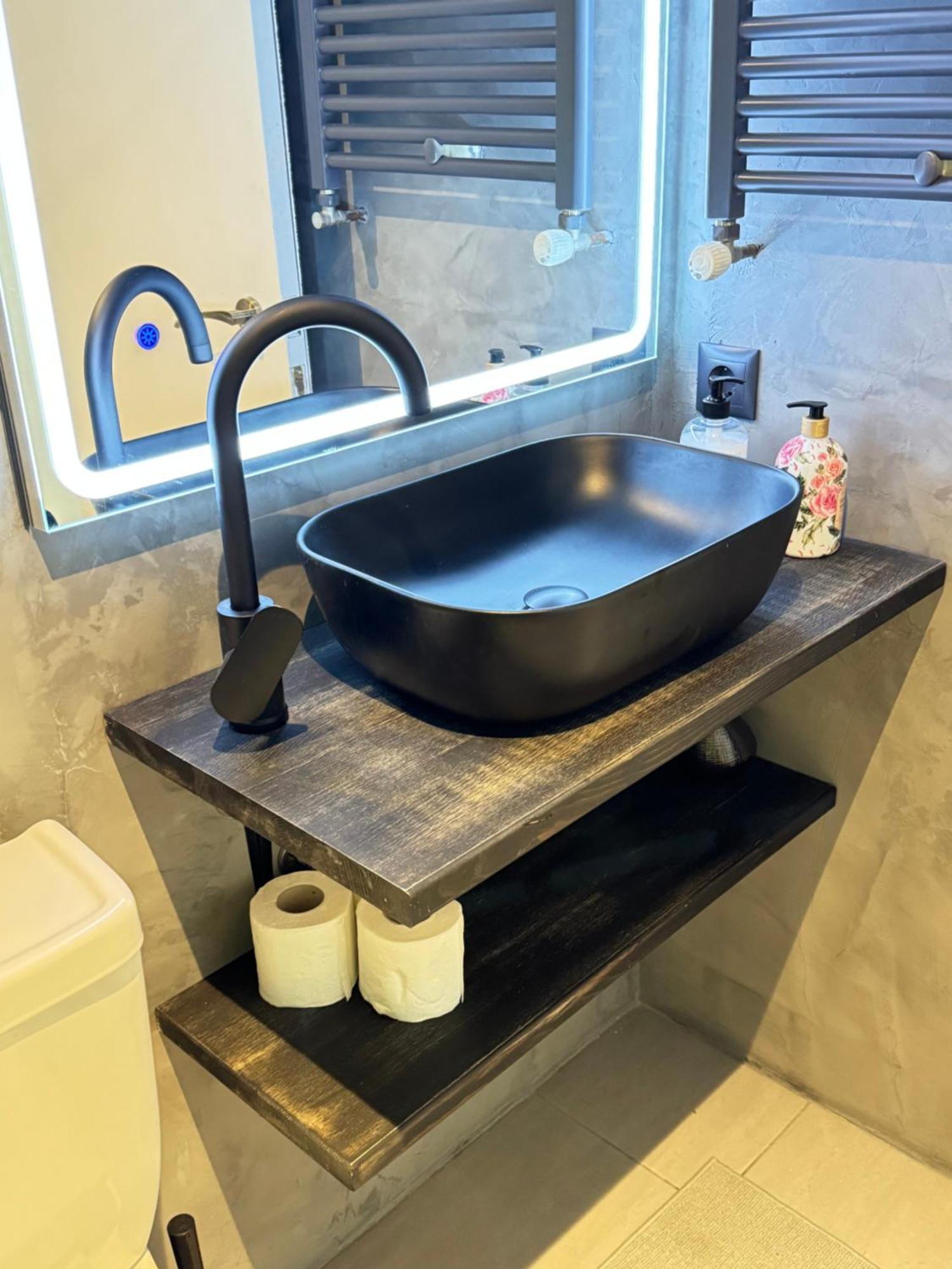 Lux Apartament 살루 외부 사진